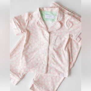 Sweet Honey
‘Cozy PJs - Dogwood Blooms’